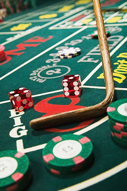 Our Sydney Pools mobile guide on slot4d beside live casino navigation